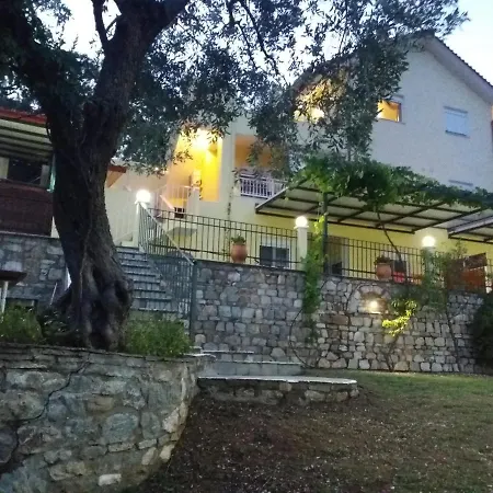 Nestor * Chrisi Ammoudia