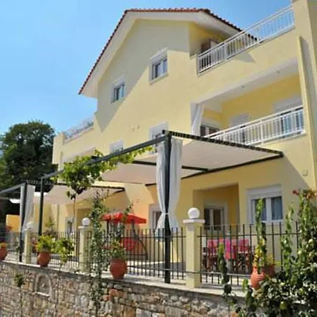 Nestor Chrysi Ammoudia