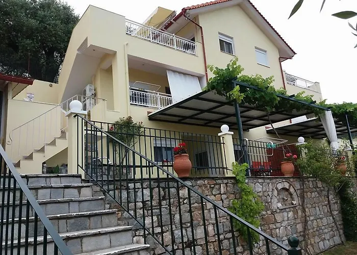 Nestor Chrysi Ammoudia