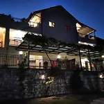 Nestor Apartment