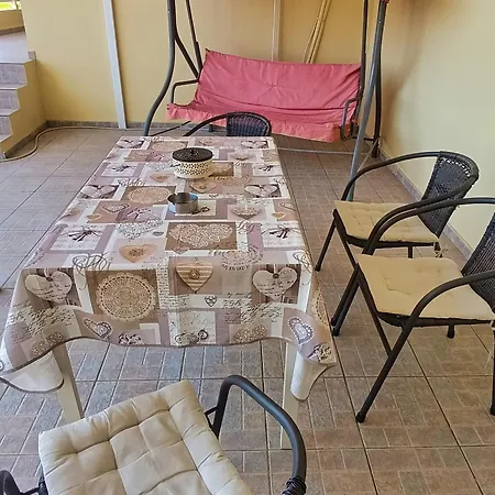 Nestor Апартамент