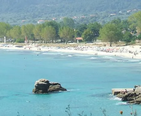 Nestor アパート クリッシ・アモウディア